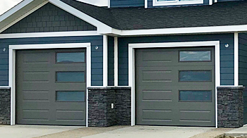 Sheridan XL – Bronze Upwardor® Garage Door.
